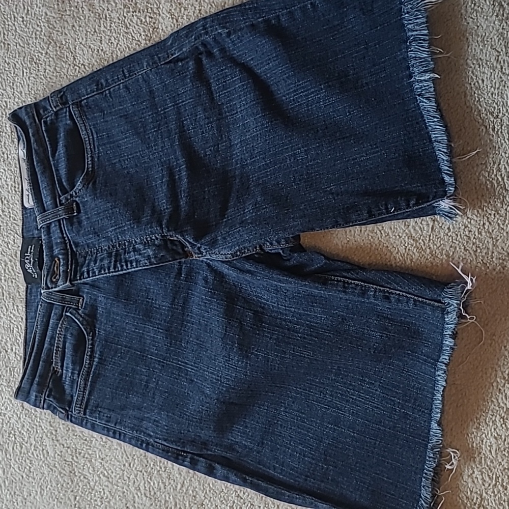 NYD Vintage Denin Size 4 Cut Off Shorts